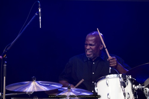 20250711 - Estivaljazz 2025, Night 2 / Kurt Elling & Yellowjackets Celebrate Weather Report  / Russel Ferrante, keys; Dane Alderson, bass; Bob Mintzer, EWI; Will Kennedy, drums - P.za della Riforma, Lugano, Switzerland