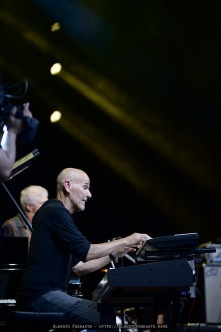 20250711 - Estivaljazz 2025, Night 2 / Kurt Elling & Yellowjackets Celebrate Weather Report  / Russel Ferrante, keys; Dane Alderson, bass; Bob Mintzer, EWI; Will Kennedy, drums - P.za della Riforma, Lugano, Switzerland