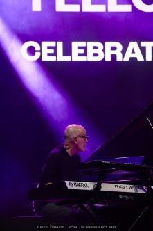 20250711 - Estivaljazz 2025, Night 2 / Kurt Elling & Yellowjackets Celebrate Weather Report  / Russel Ferrante, keys; Dane Alderson, bass; Bob Mintzer, EWI; Will Kennedy, drums - P.za della Riforma, Lugano, Switzerland
