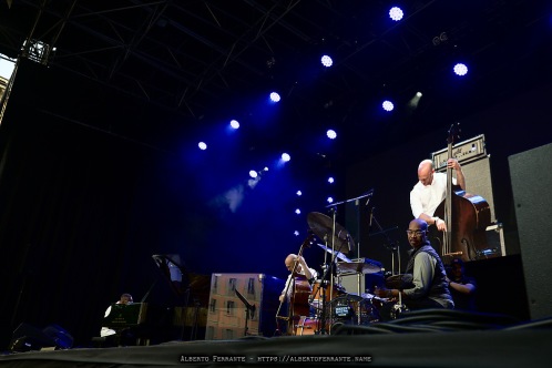 20250712 - Estivaljazz 2025, Night 3 / Gonzalo Rubalcaba Trio d’Été / Gonzalo Rubalcaba, piano; Matt Brewer, double bass; Ernesto Simpson, drums - P.za della Riforma, Lugano, Switzerland