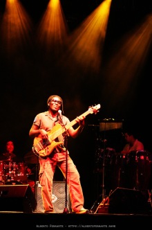 EstivalJazz 2006, Night 1, Richard Bona - Piazzale alla Valle, Mendrisio, Switzerland