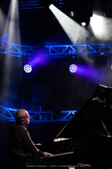 20130704 - Estival Jazz 2013, Night 3, Franco Ambrosetti incontra Gino Paoli feat Franco Cerri, Daniel Humar, Danilo Rea - Piazza della Riforma, Lugano, Switzerland