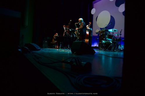 20250314 - XXVI Festival di cultura e musica jazz, night 2 / Andy Sheppard Trio / Andy Sheppard sax soprano e tenore; Rita Marcotulli piano; Michel Benita contrabbasso - Cinema Teatro Chiasso (Switzerland)