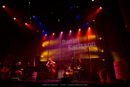 20260313 - 27o Festival di cultura e musica jazz, So What?!, Night 2, Daniel Karlsson Trio / Daniel Karlsson, piano, tastiere; Christian Spering, contrabbasso; Fredrik Rundqvist, batteria e percussioni - Cinema Teatro Chiasso (Switzerland)