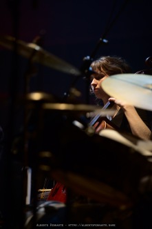 20260314 - 27o Festival di cultura e musica jazz, So What?!, Night 3, Tilo Weber Quartet / Laure Boer, voce, elettronica, noise; Mathilde Vendramin violoncello; Lucas Leidinger, clavicembalo, synthesizer; Tilo Weber, batteria, contrabbasso - Cinema Teatro Chiasso (Switzerland)