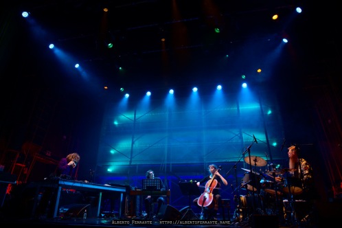 20260314 - 27o Festival di cultura e musica jazz, So What?!, Night 3, Tilo Weber Quartet / Laure Boer, voce, elettronica, noise; Mathilde Vendramin violoncello; Lucas Leidinger, clavicembalo, synthesizer; Tilo Weber, batteria, contrabbasso - Cinema Teatro Chiasso (Switzerland)