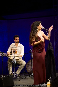 LAC en plein air 2026, Suonno d’Ajere, Napoli World / Irene Scarpato, voce; Marcello Smigliante Gentile, mandolino, mandola, mandoloncello; Gian Marco Libeccio, chitarra classica, acustica ed elettrica; Antonino Anastasia, percussioni - LAC, Lugano, Switzerland