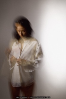 Vallie, Studio