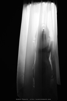 Vallie, Studio