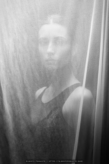 Vallie, Studio